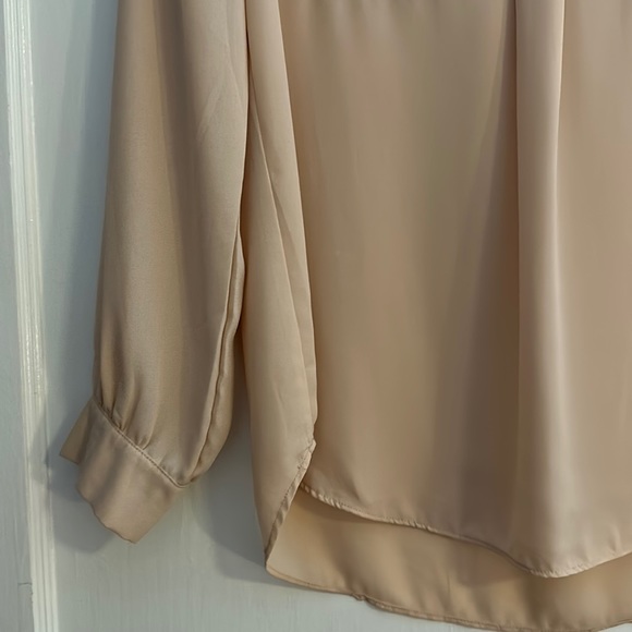 TOBI Blouse - Picture 3 of 8